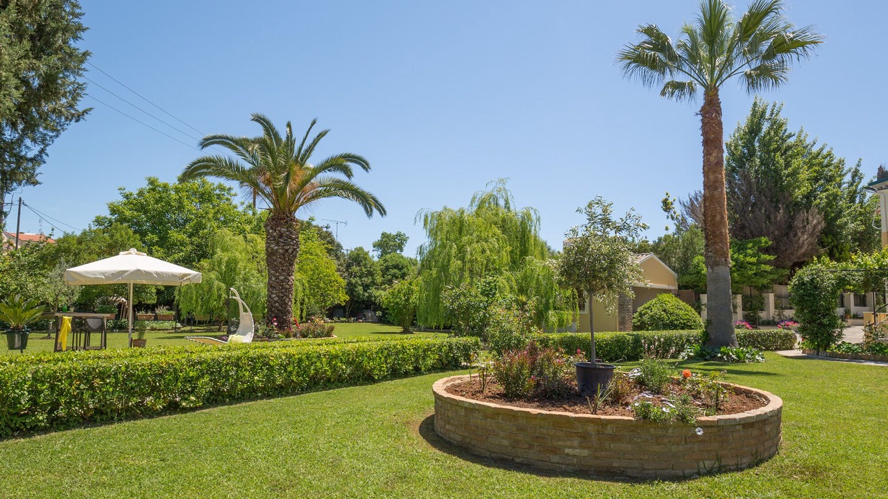 Photo of Outdoor in Alepou