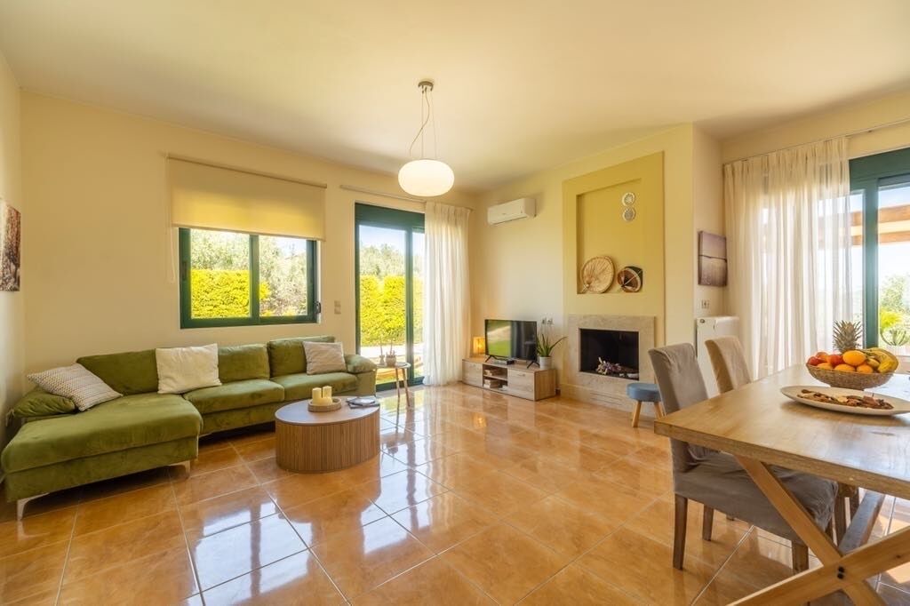 Photo of Livingroom in Xirokampi