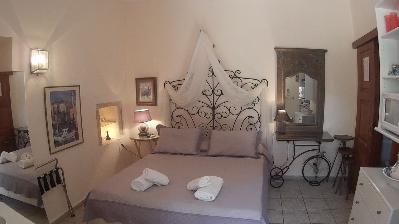 Photo of Bedroom in Atsipópoulon