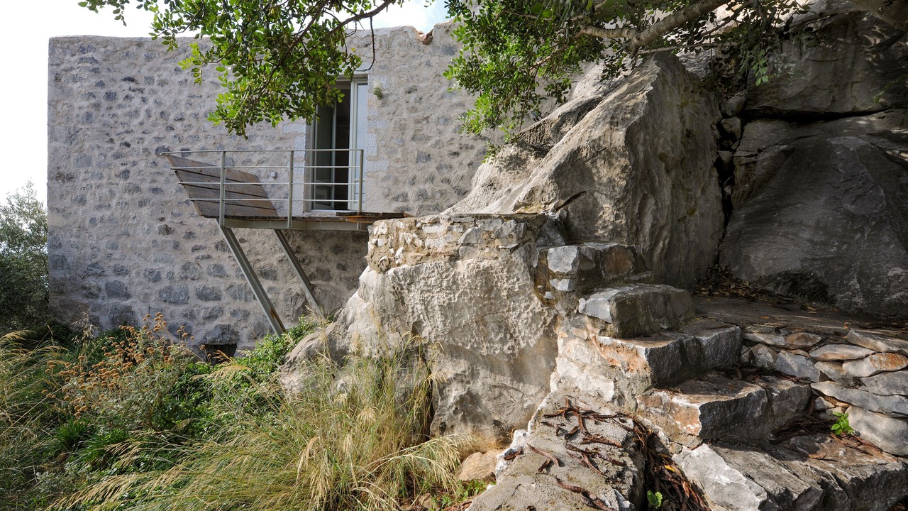 Photo of Outdoor in East Mani