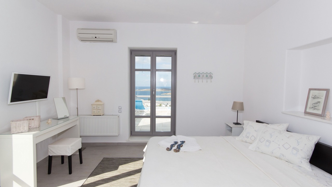 Photo of Bedroom in Paros