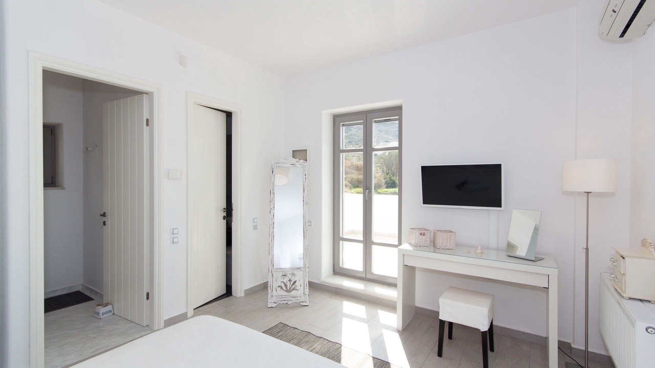Photo of Bedroom in Paros