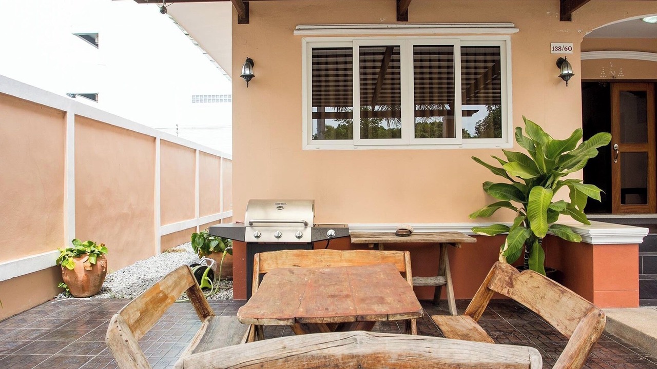 Photo of Outdoor in Na Kluea