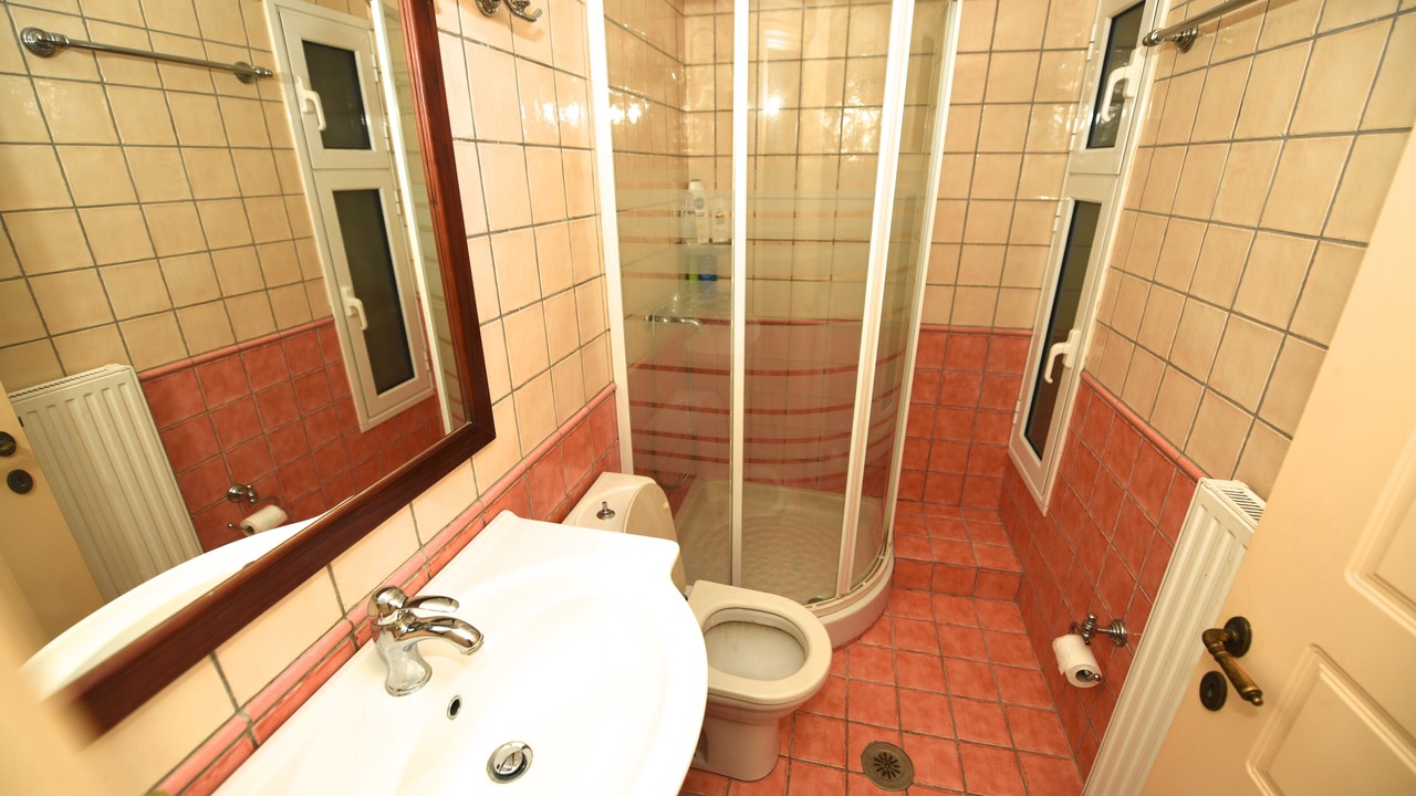 Photo of Bathroom in Molos