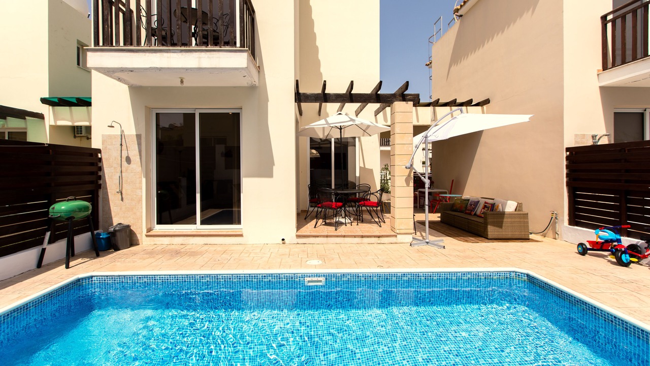 Photo of Outdoor in Pernera