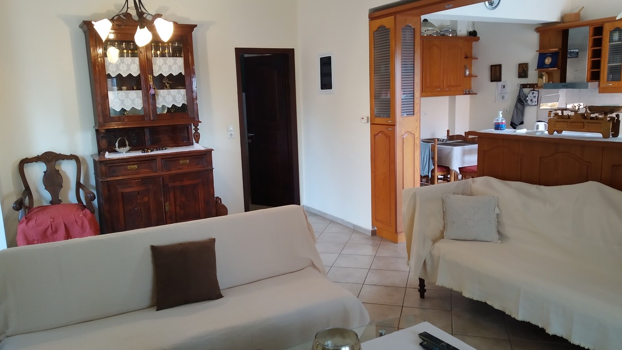 Photo of Livingroom in Karavomylos
