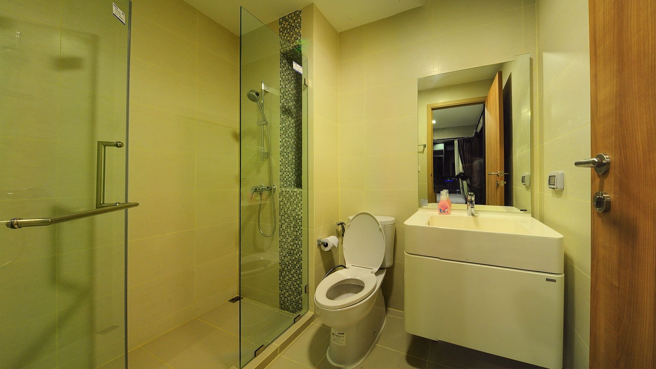 Photo of Bathroom in Rama 9