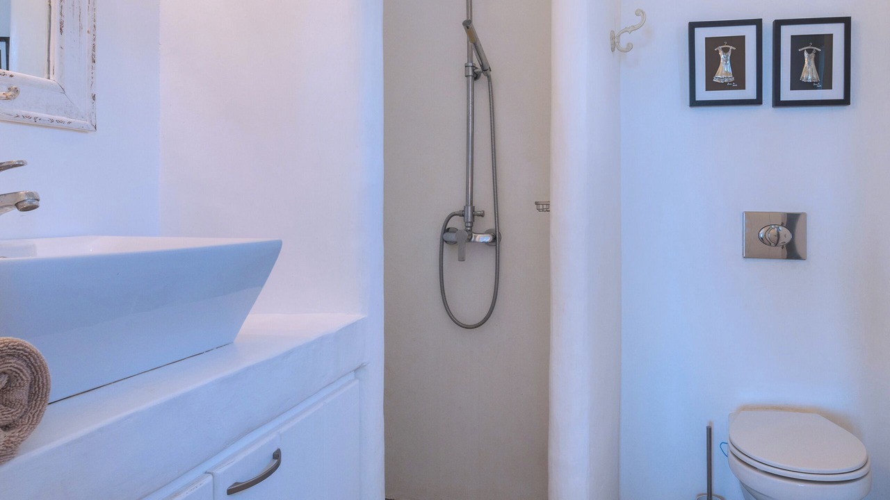 Photo of Bathroom in Naousa