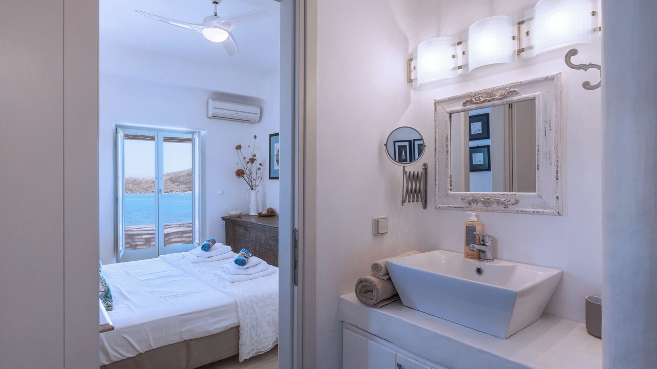 Photo of Bathroom in Naousa