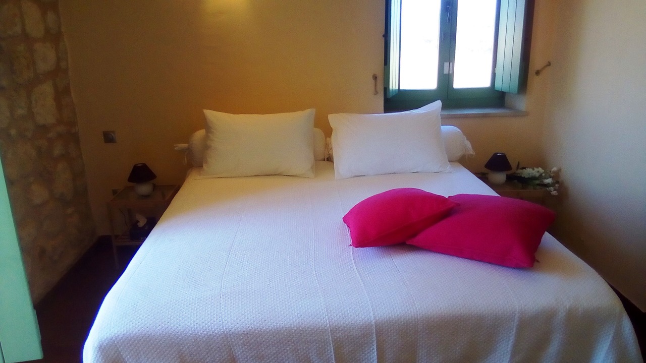 Photo of Bedroom in East Mani