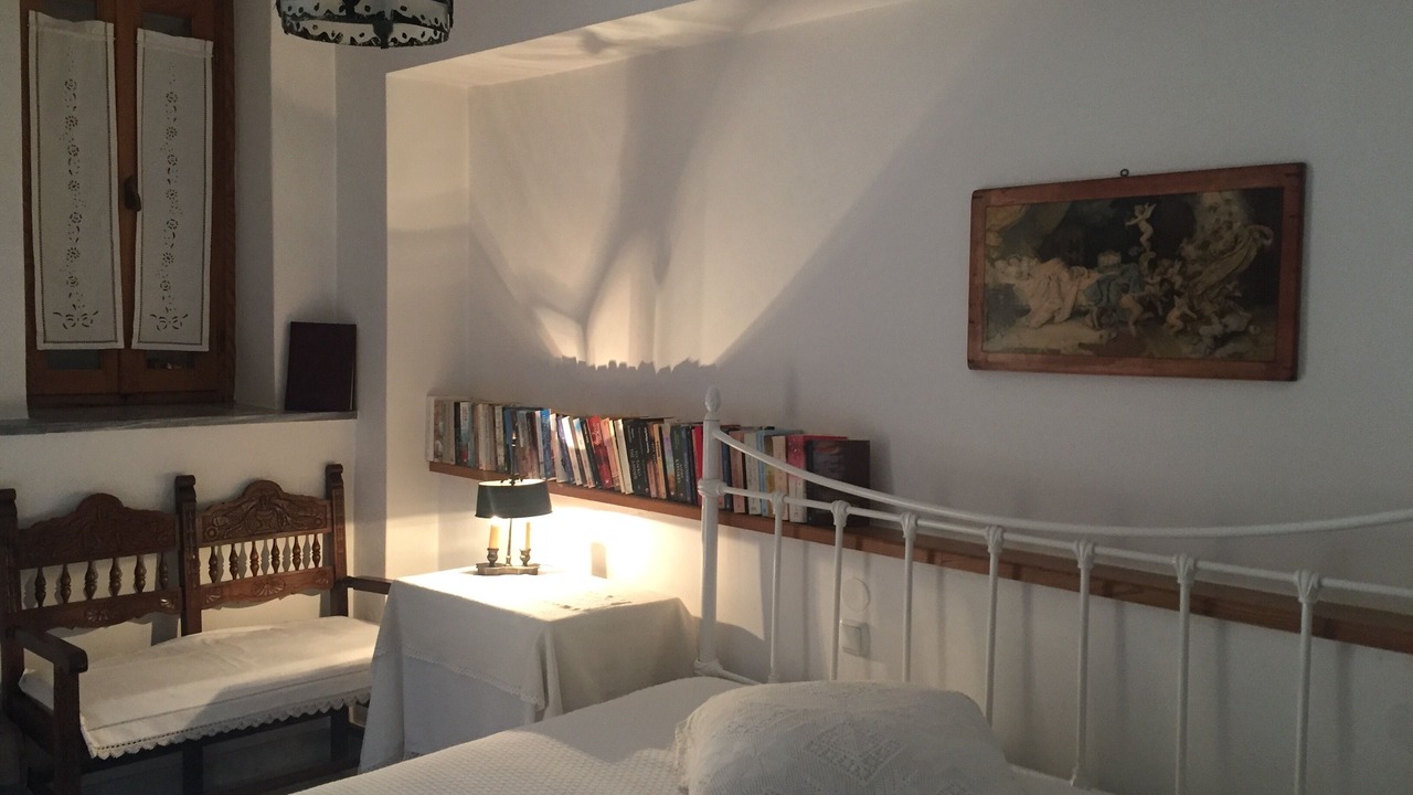 Photo of Bedroom in Karyes