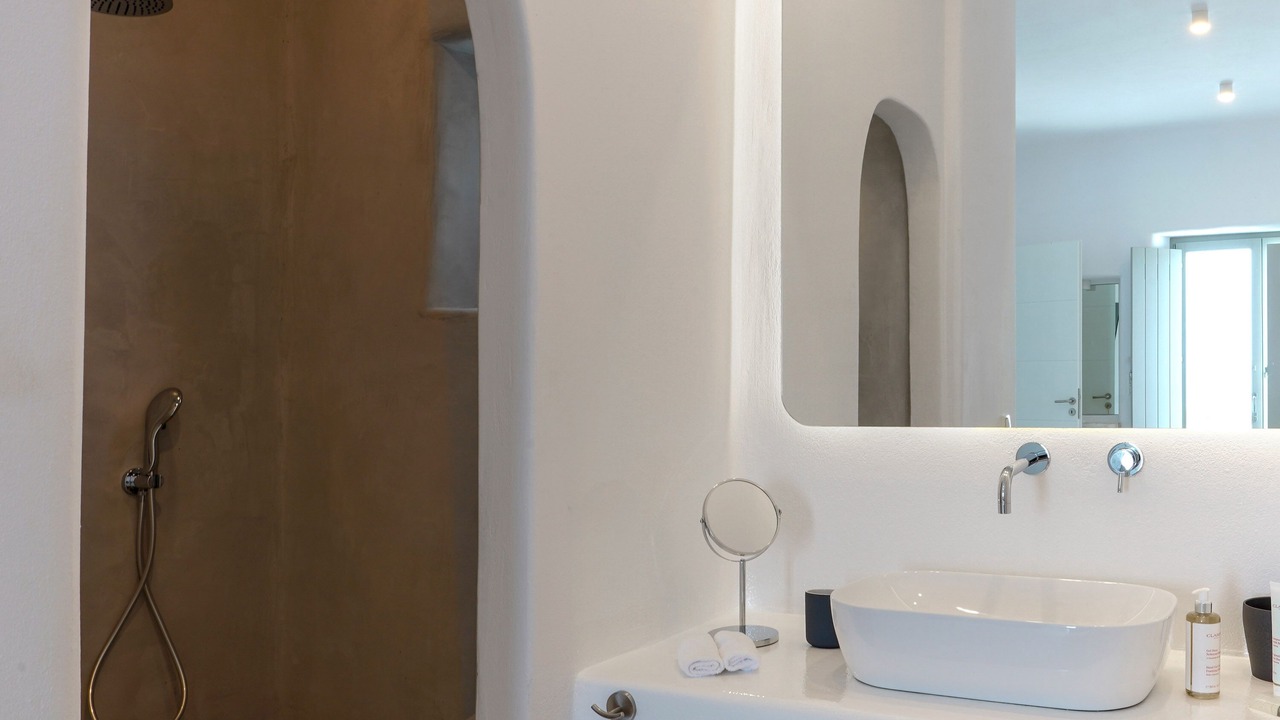 Photo of Bathroom in Naousa