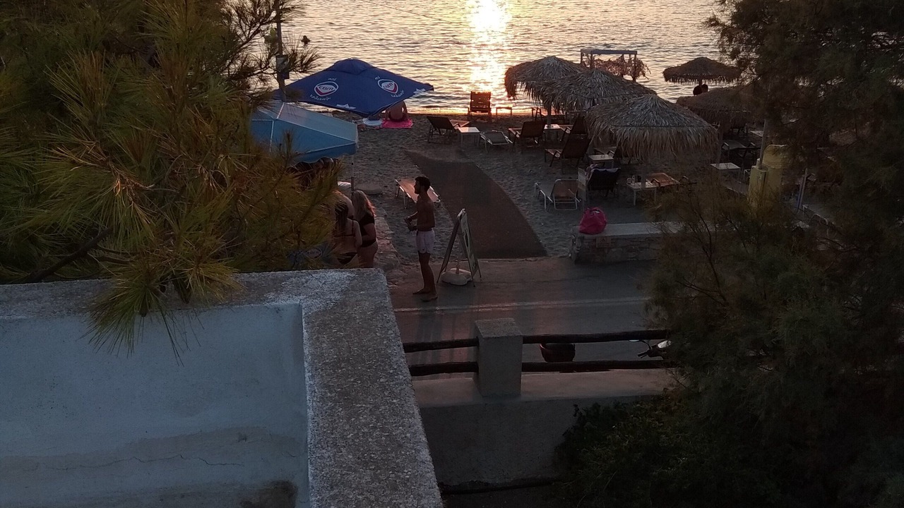 Photo of Outdoor in Kini