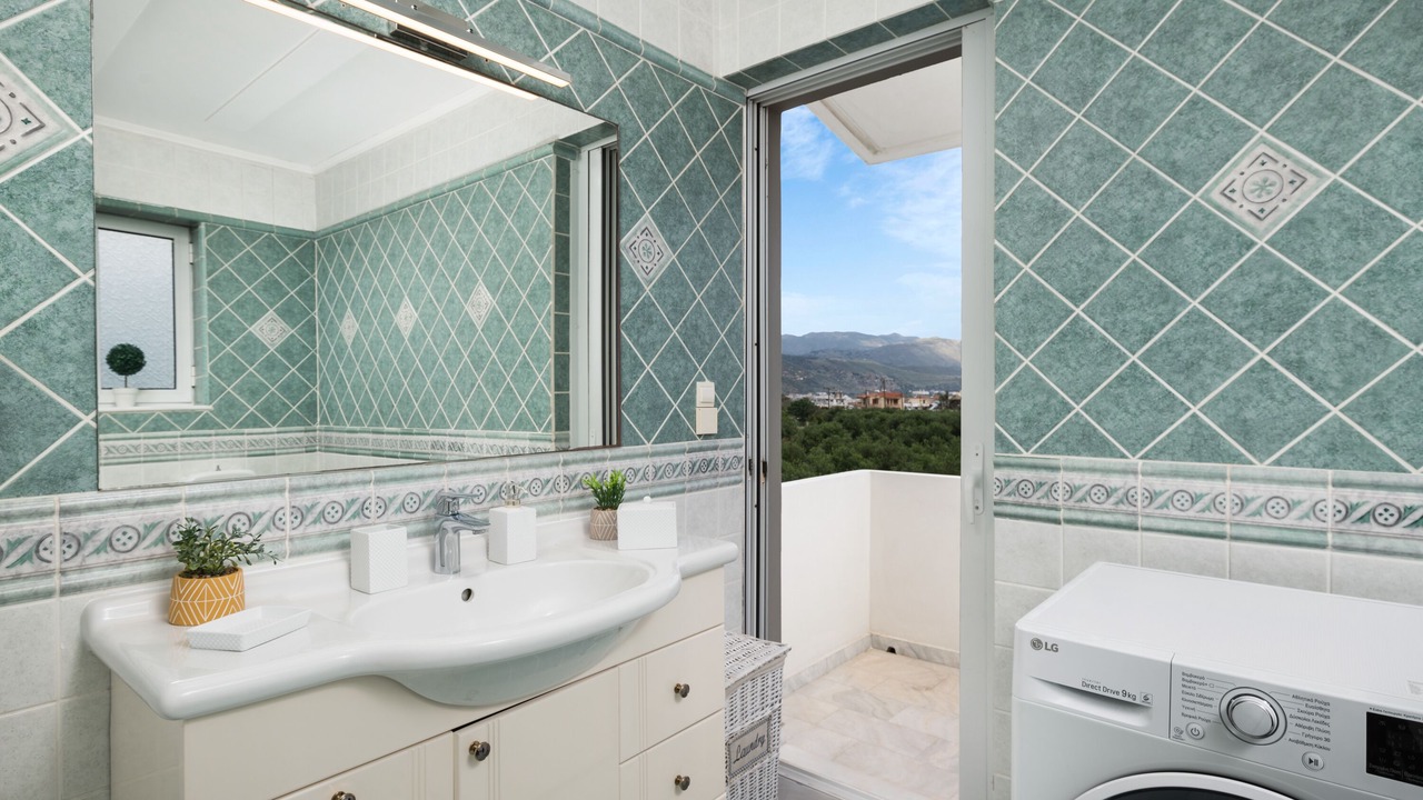 Photo of Bathroom in Skoutelonas