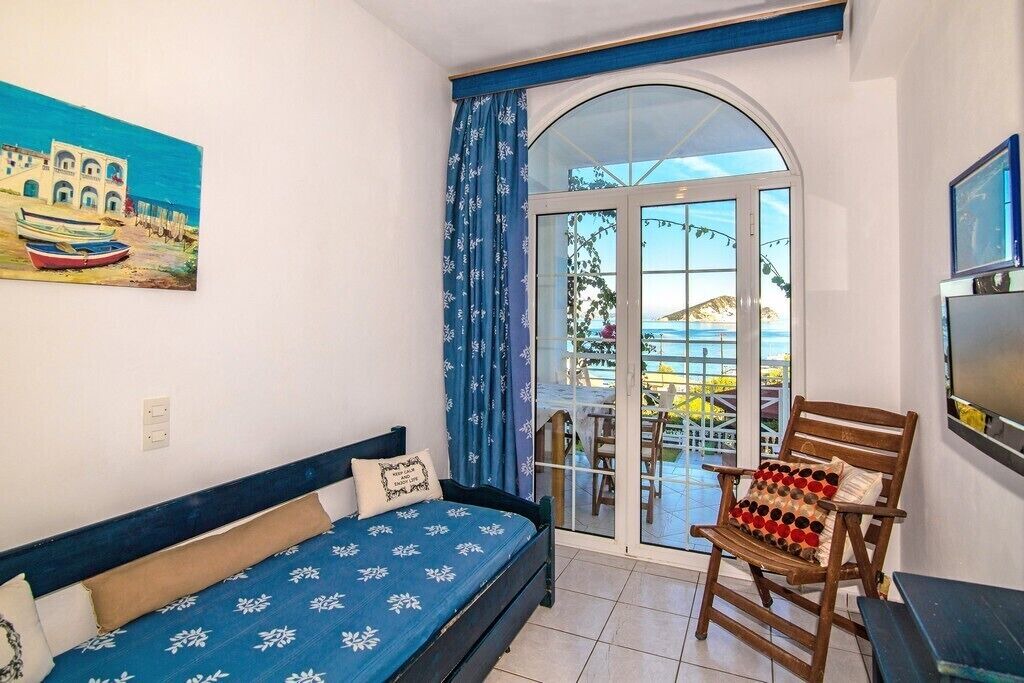 Photo of Livingroom in Limni Keri