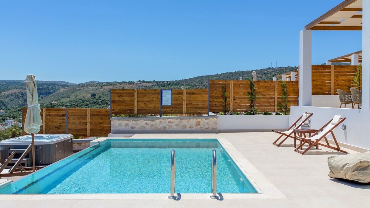 Photo of Outdoor in Gerani
