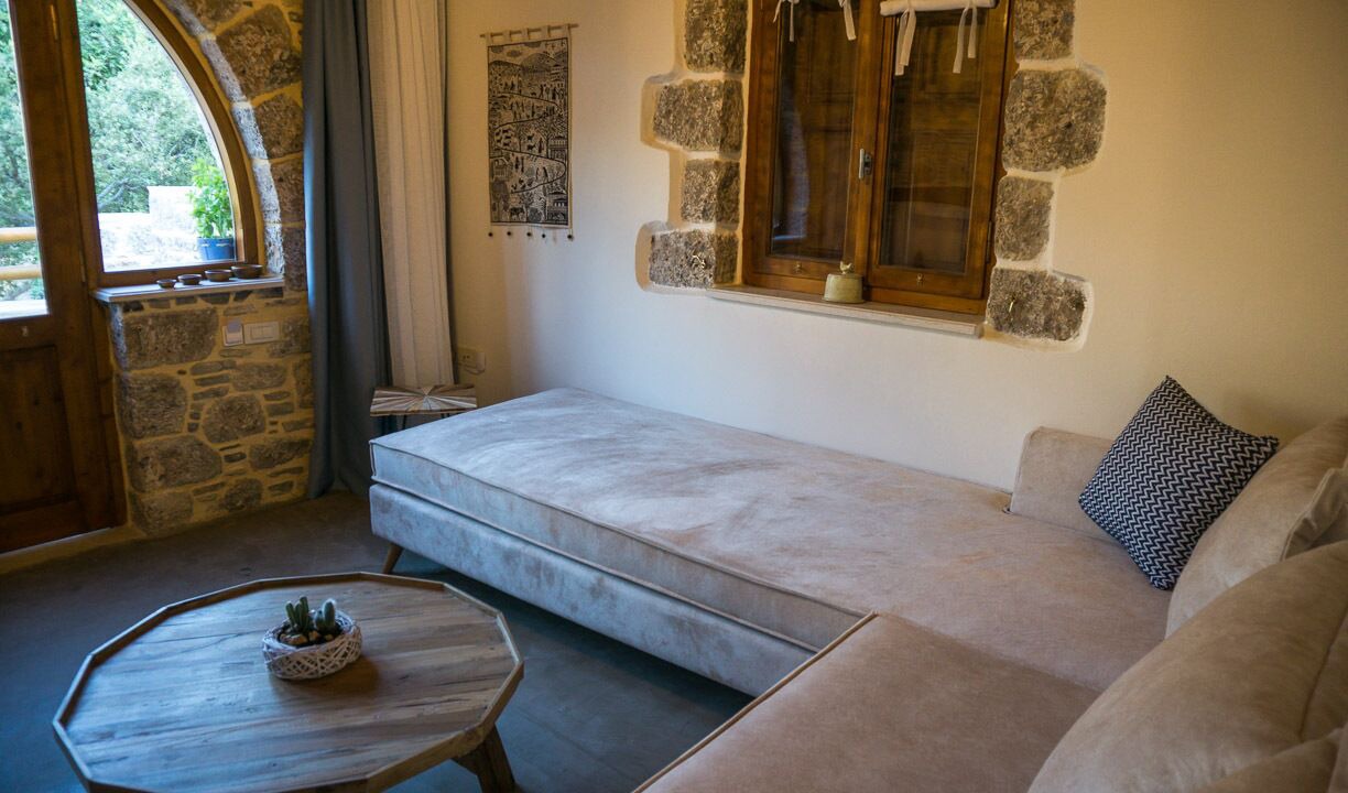 Photo of Livingroom in Moni