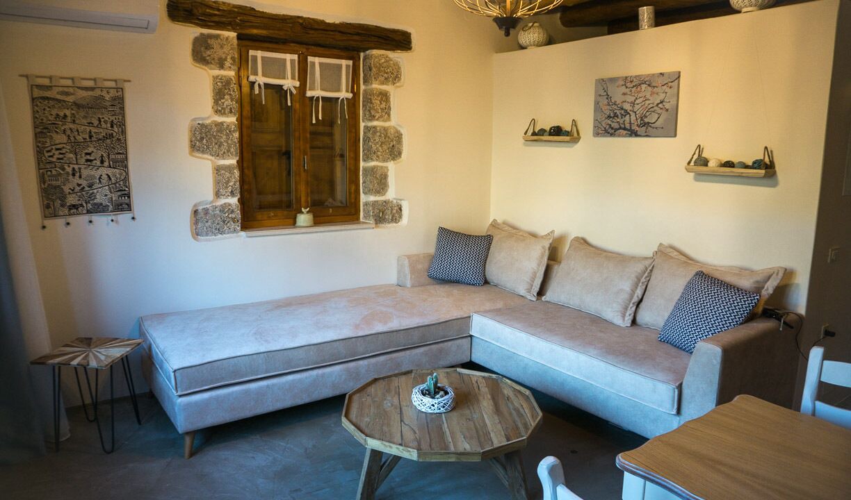 Photo of Livingroom in Moni