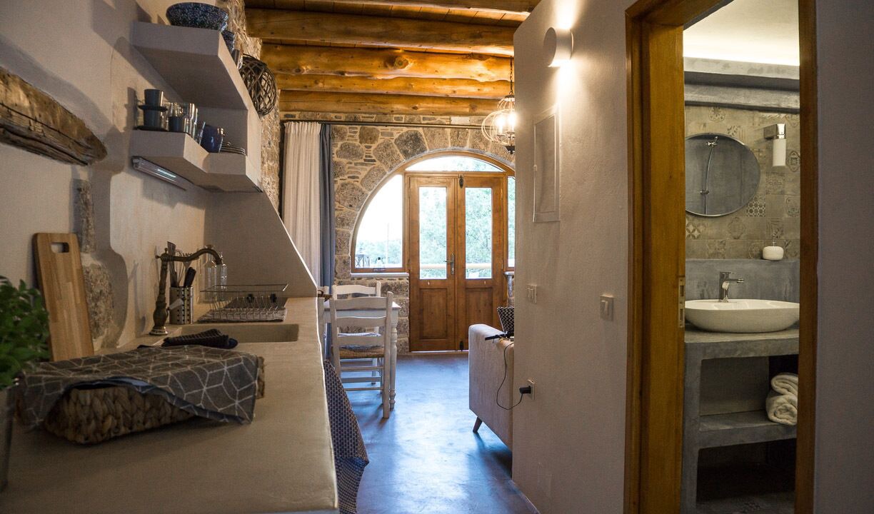 Photo of Kitchen in Moni