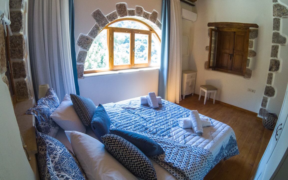 Photo of Bedroom in Moni