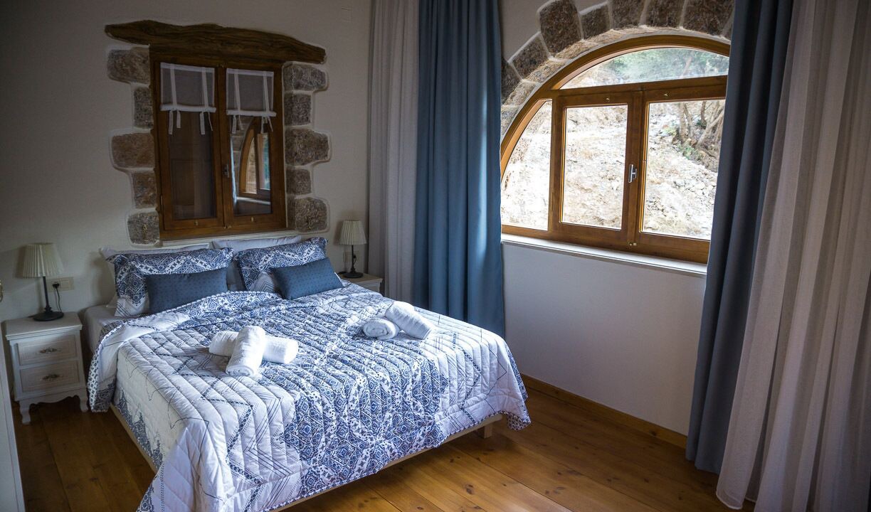 Photo of Bedroom in Moni