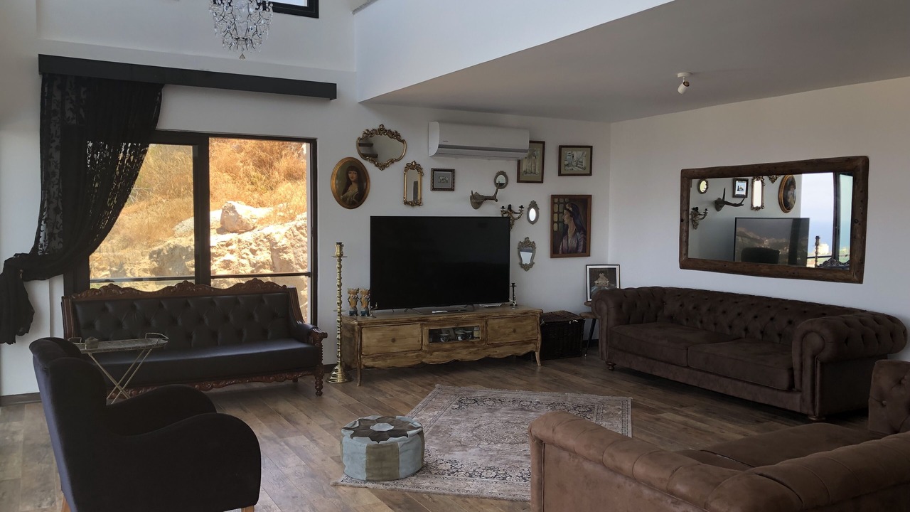 Photo of Livingroom in Kyrenia