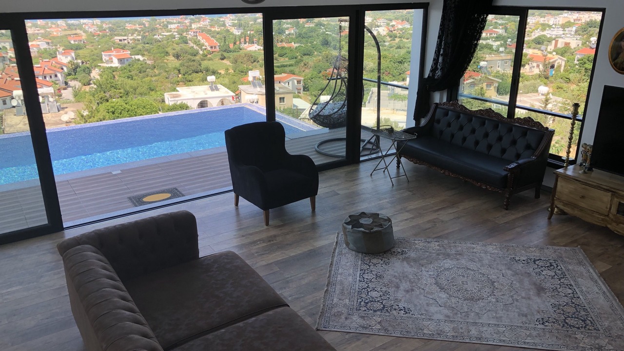 Photo of Livingroom in Kyrenia