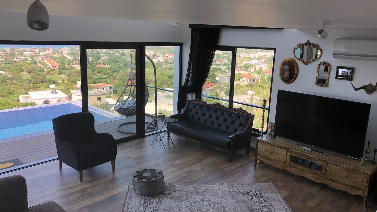 Photo of Livingroom in Kyrenia