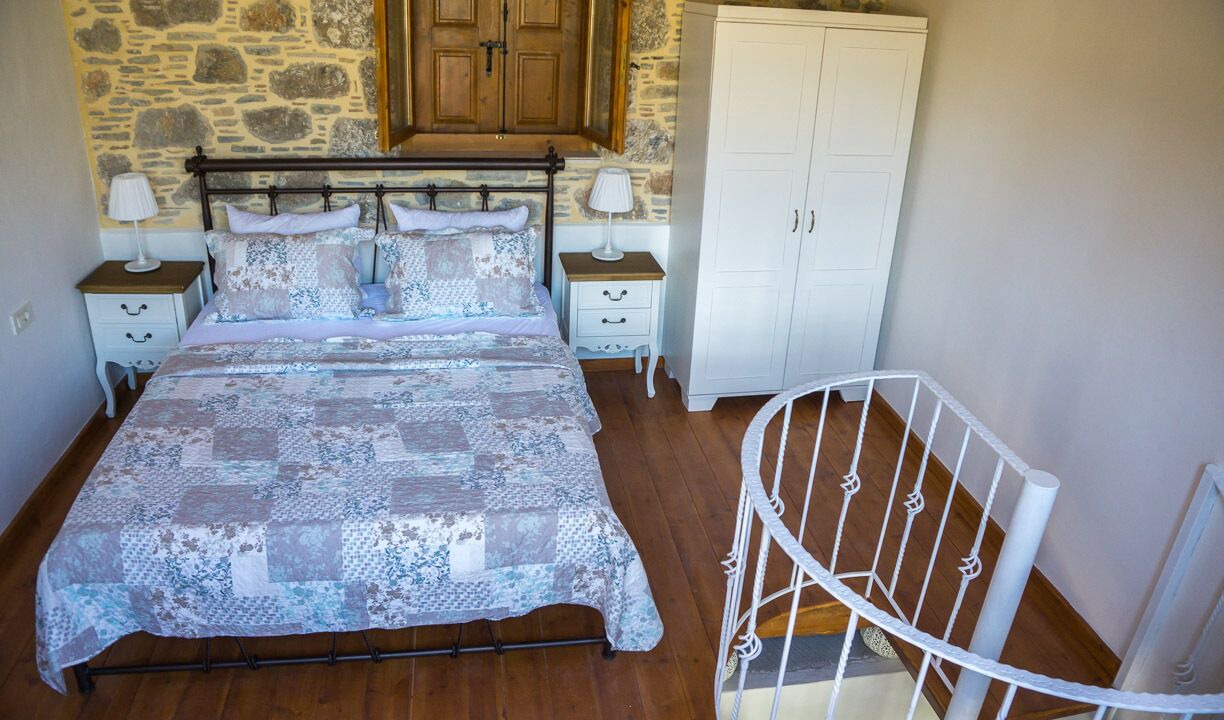 Photo of Bedroom in Moni