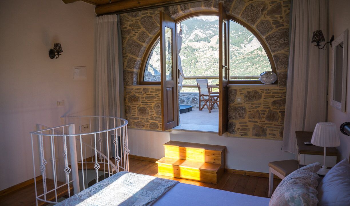 Photo of Bedroom in Moni