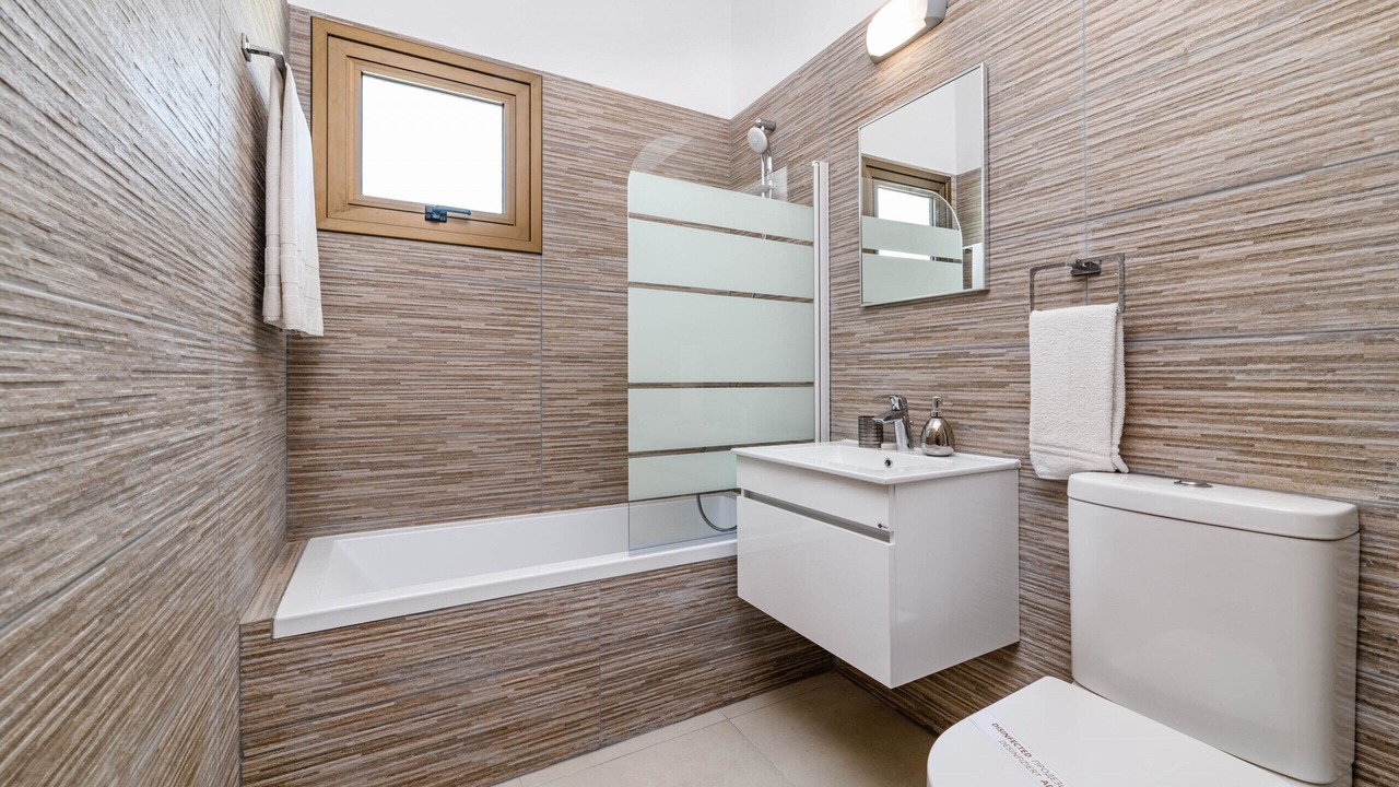 Photo of Bathroom in Ayia Thekla