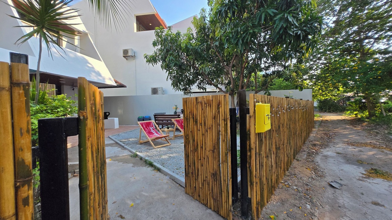 Photo of Outdoor in Na Kluea
