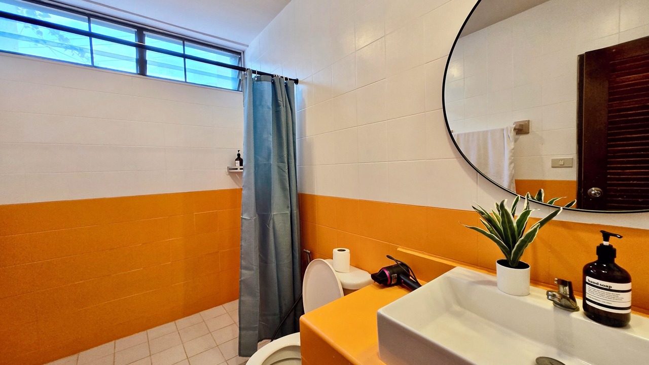 Photo of Bathroom in Na Kluea