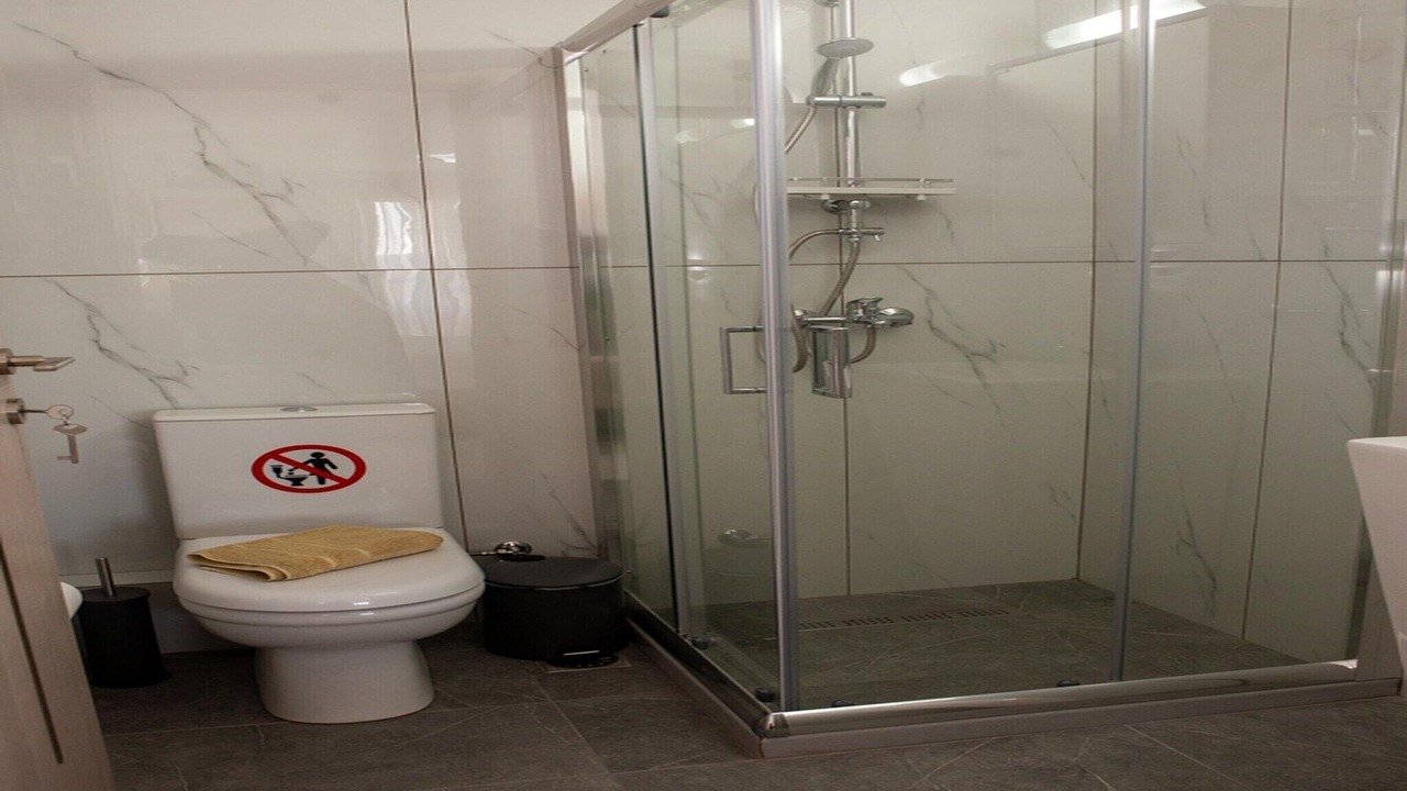 Photo of Bathroom in Gouvai