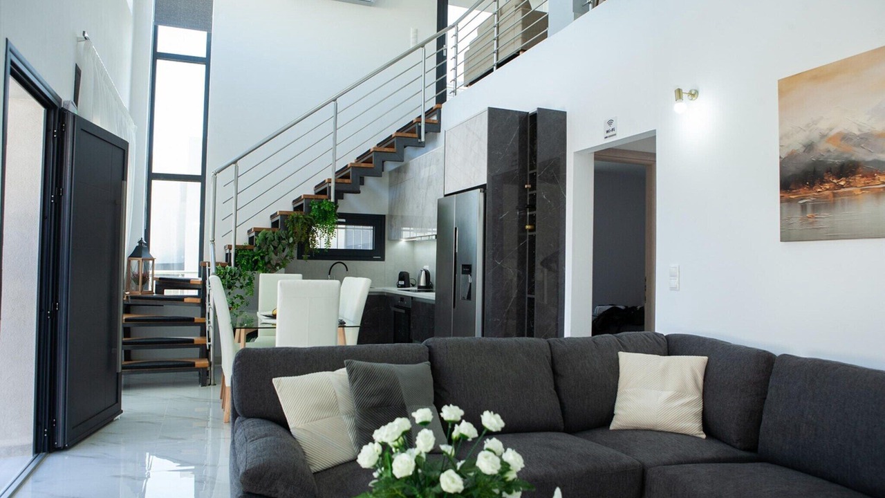 Photo of Livingroom in Gouvai