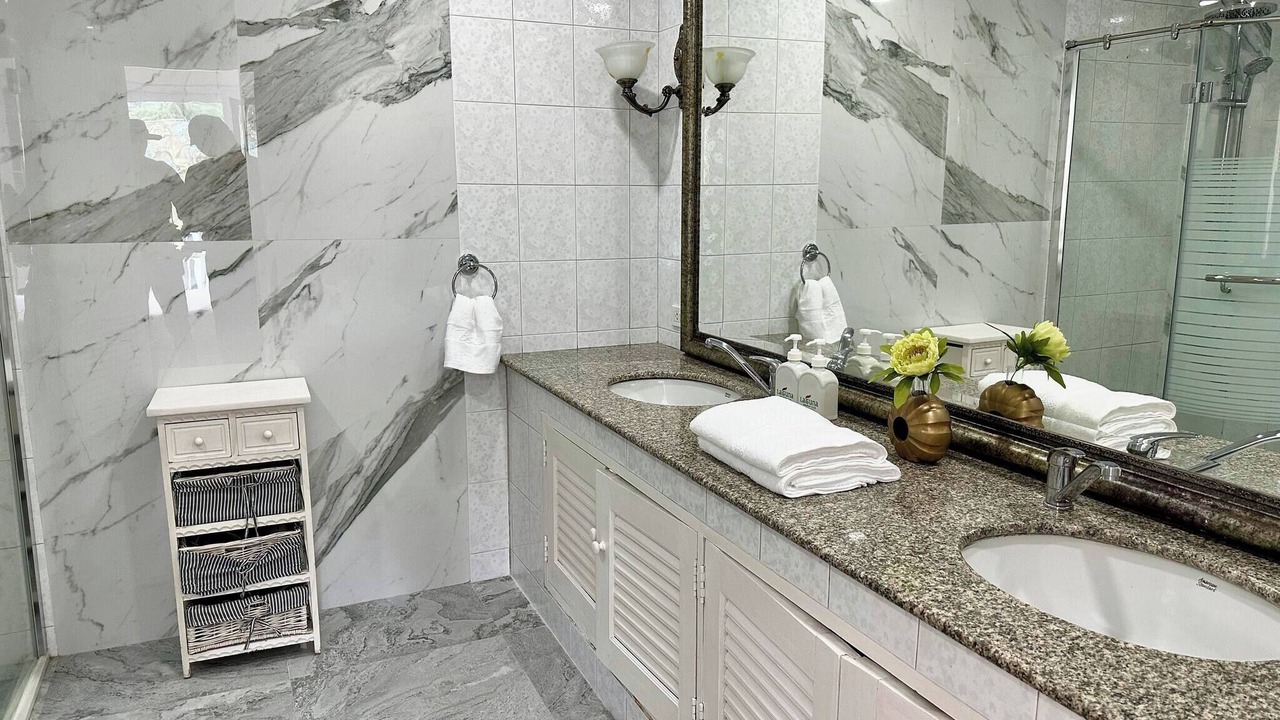 Photo of Bathroom in Si Sunthon