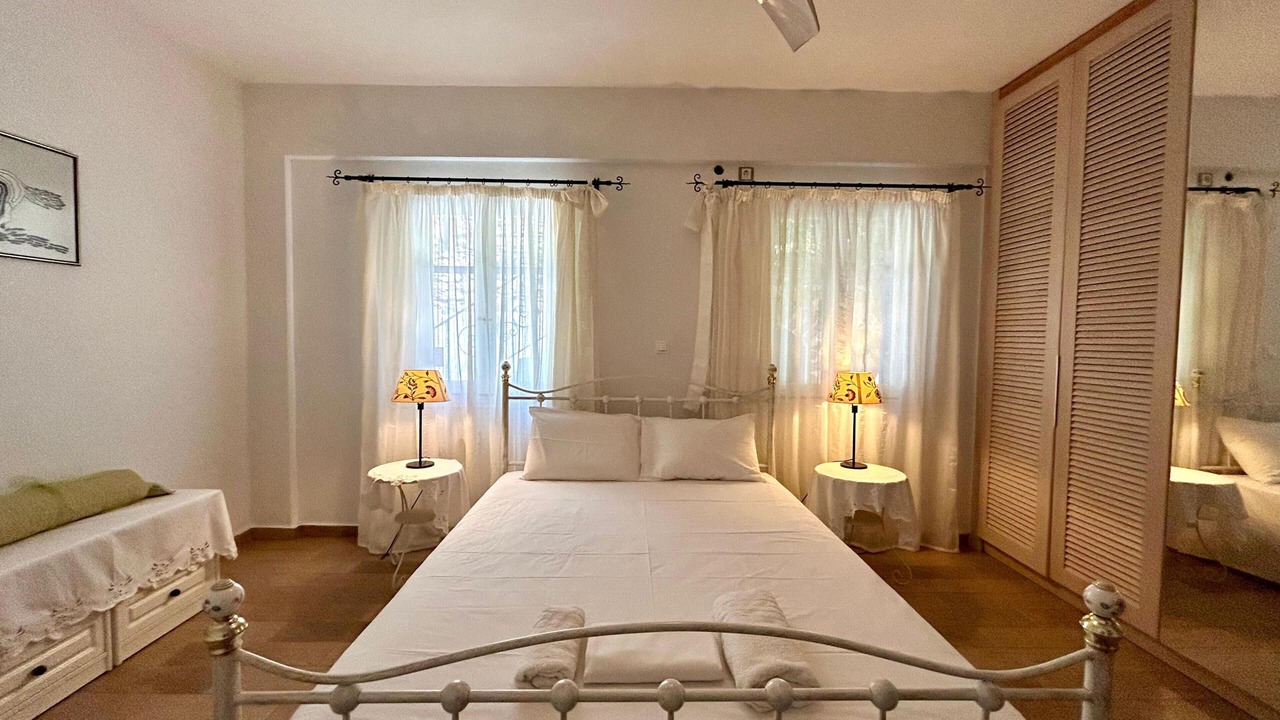 Photo of Bedroom in Aegiali