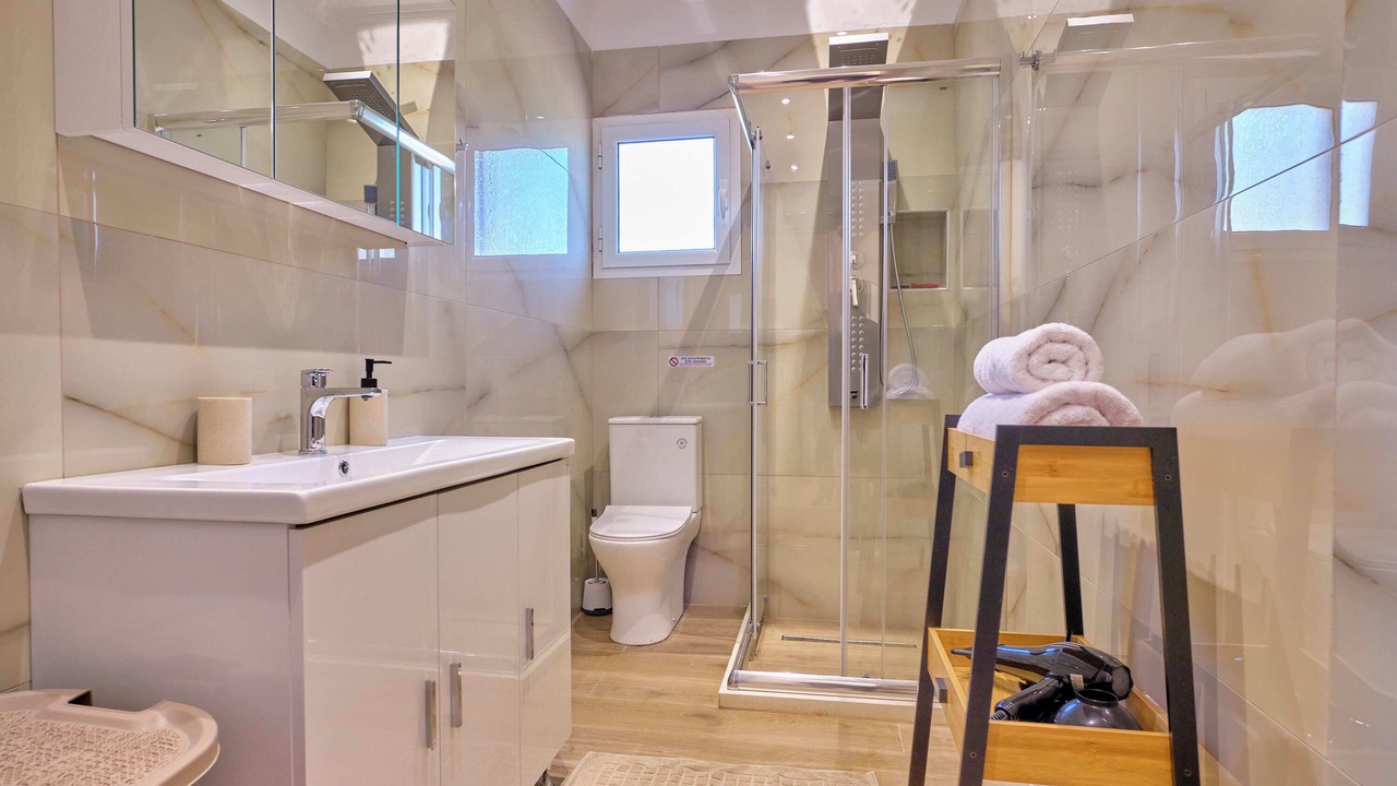 Photo of Bathroom in Agios Spyridon Corfu