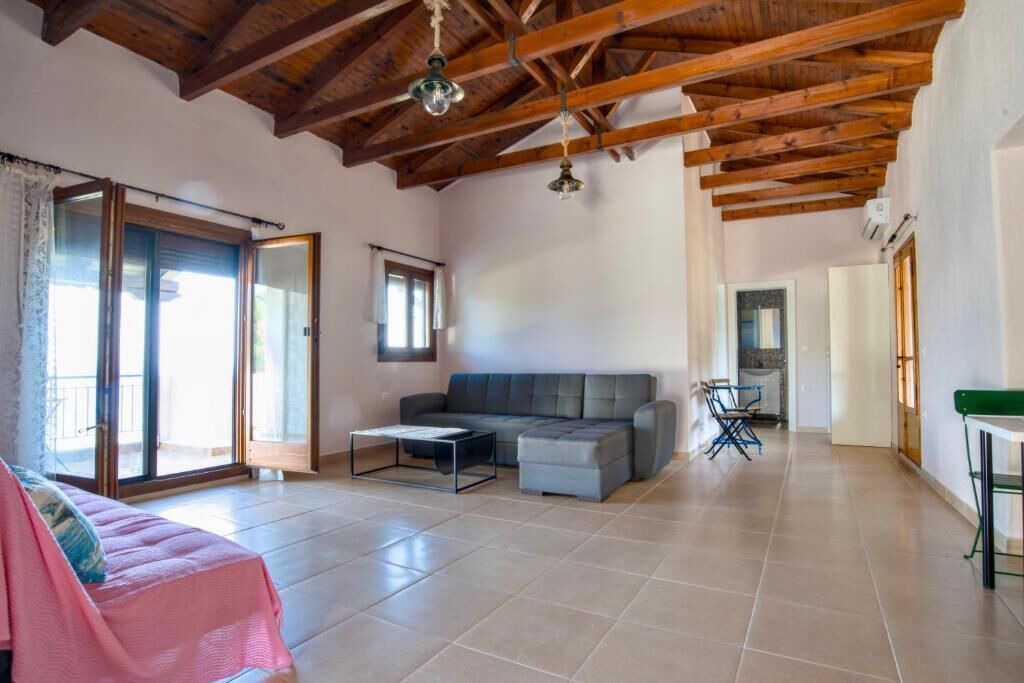 Photo of Livingroom in Sithonia