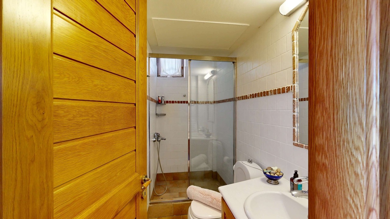 Photo of Bathroom in Melissopetra