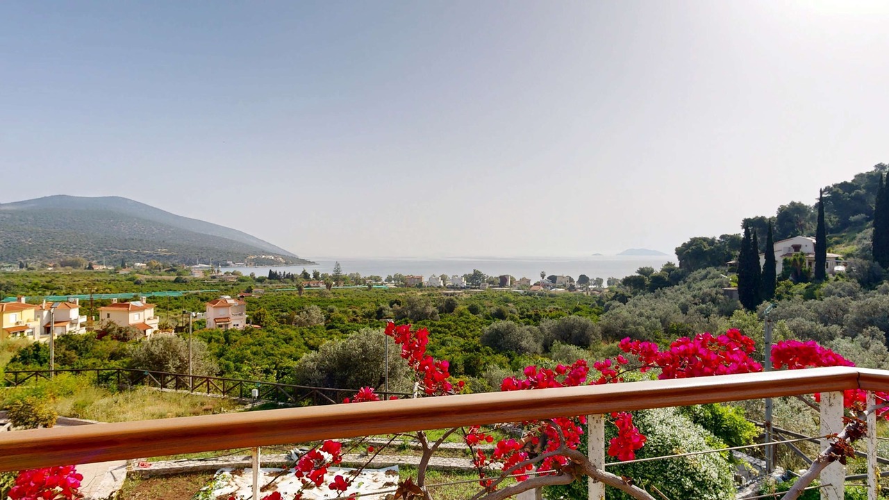 Photo of Outdoor in Melissopetra