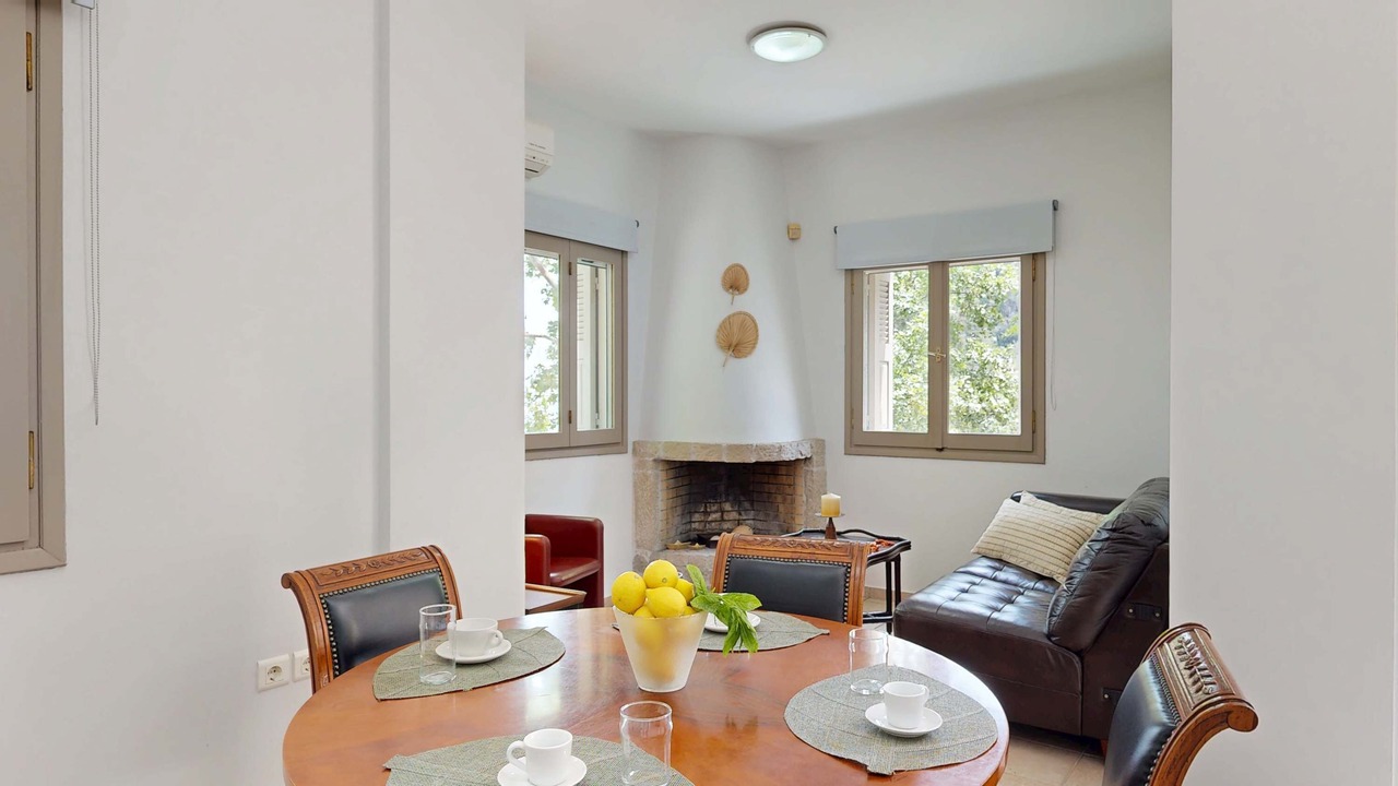 Photo of Bedroom in Melissopetra