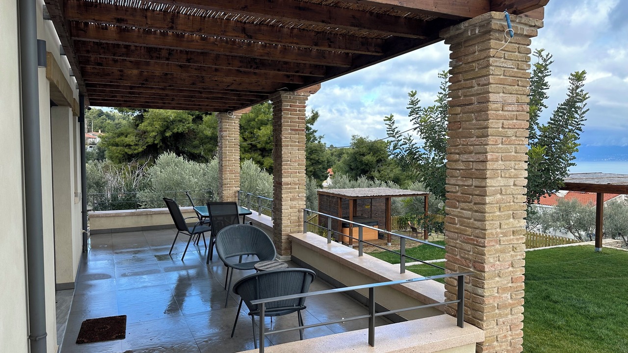 Photo of Patio Balcony in Oropos