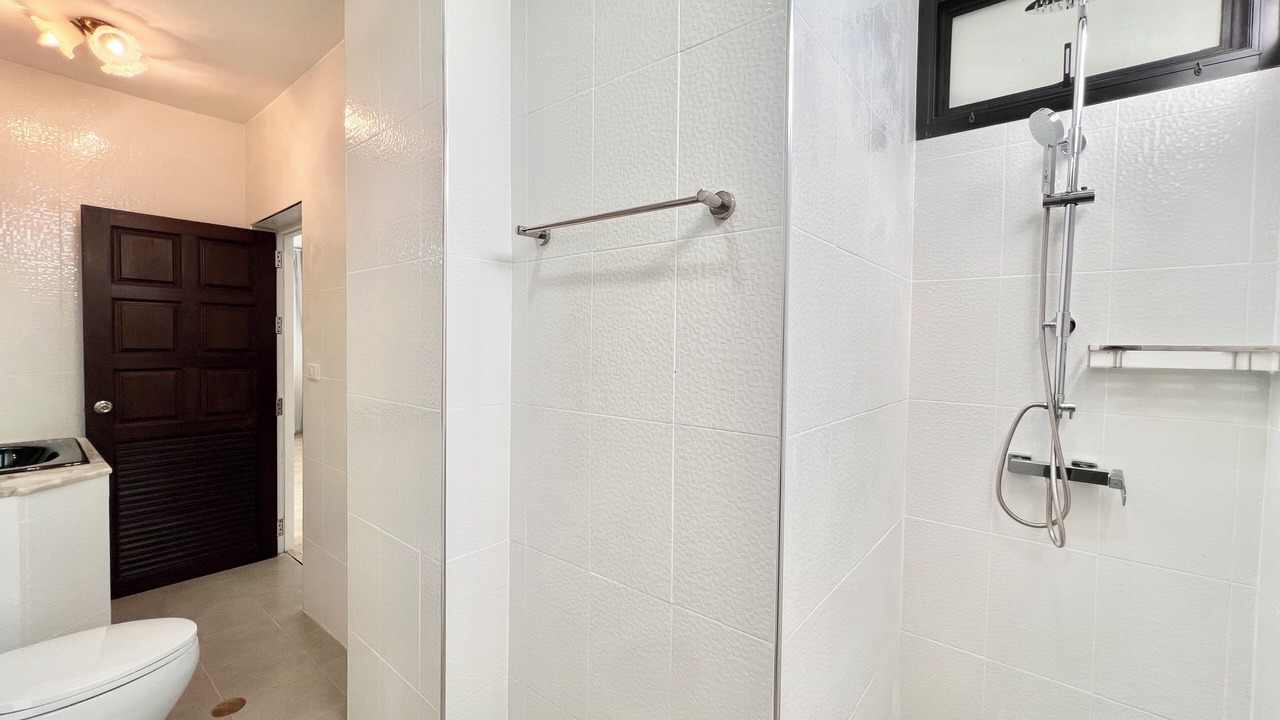 Photo of Bathroom in Na Chom Thian