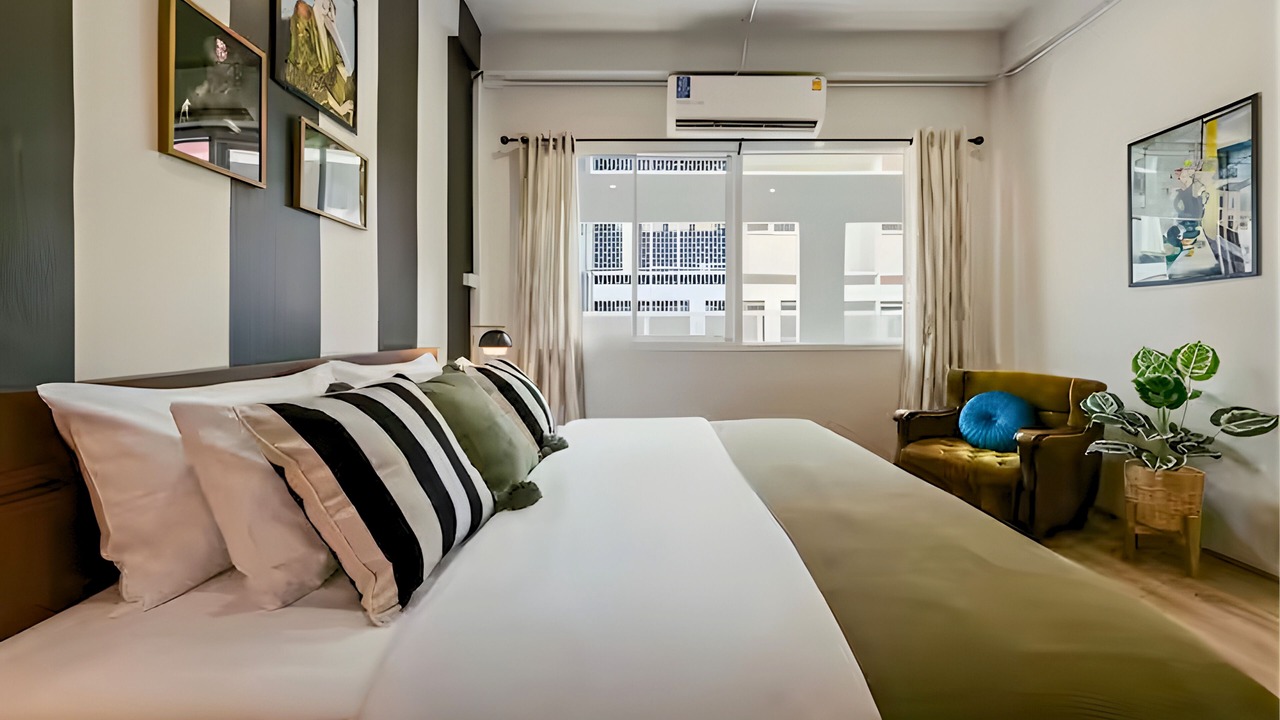 Photo of Bedroom in Phra Khanong