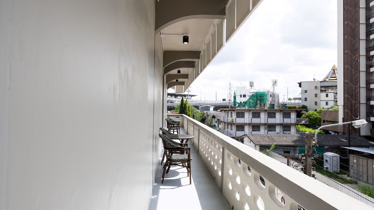 Photo of Patio Balcony in Anusawari