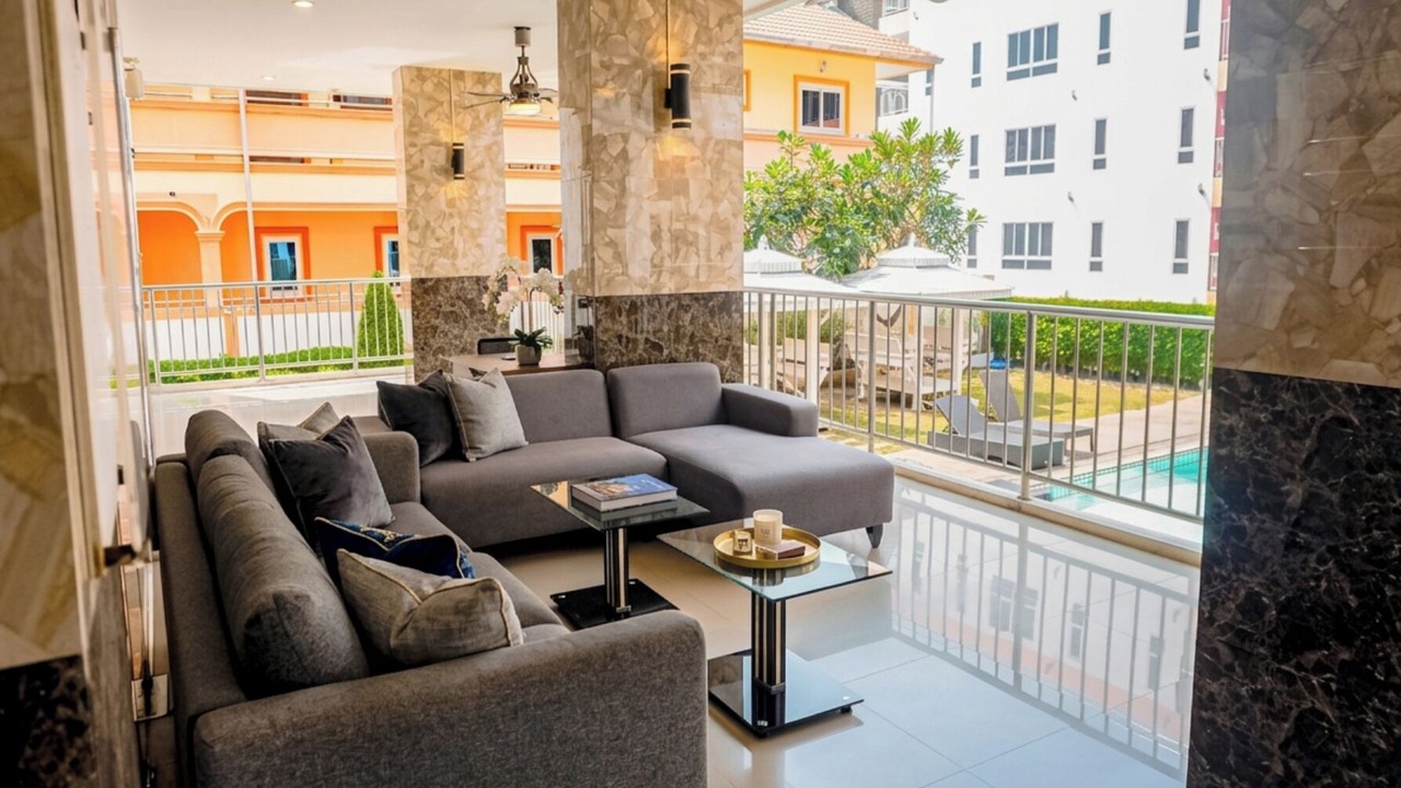 Photo of Patio Balcony in Pratumnak Hill