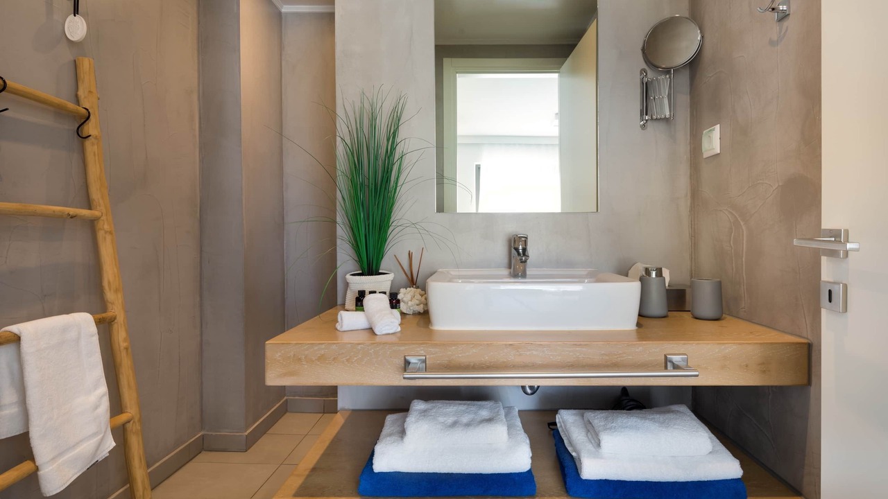 Photo of Bathroom in Plaka