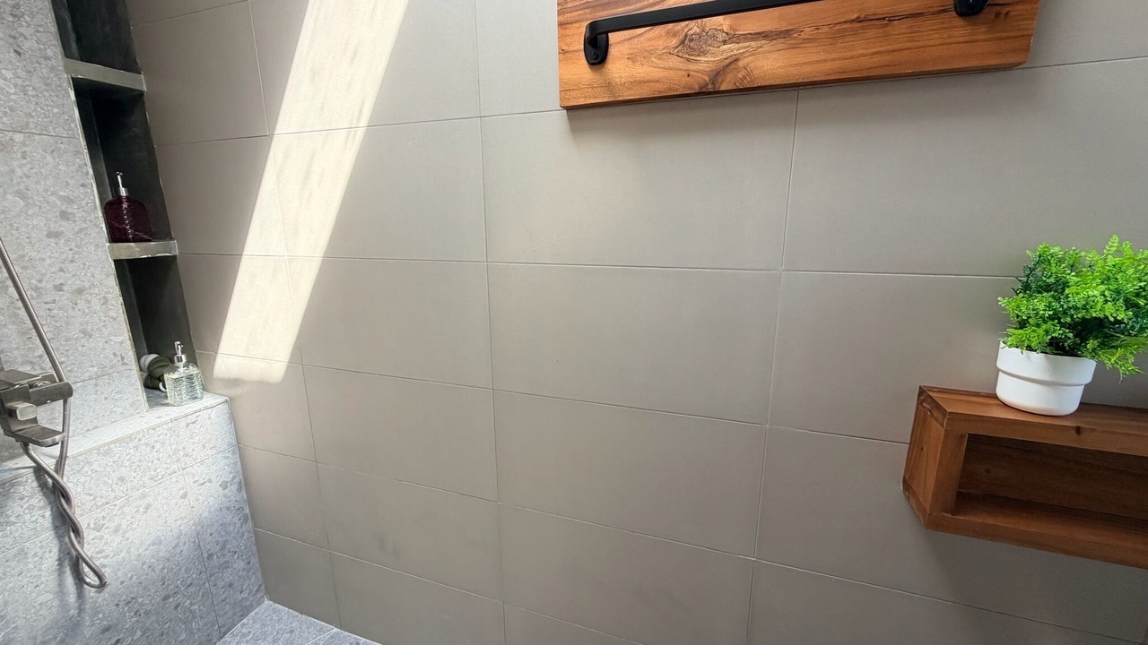 Photo of Bathroom in Daun Penh