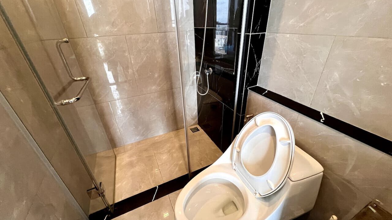 Photo of Bathroom in Rama 9